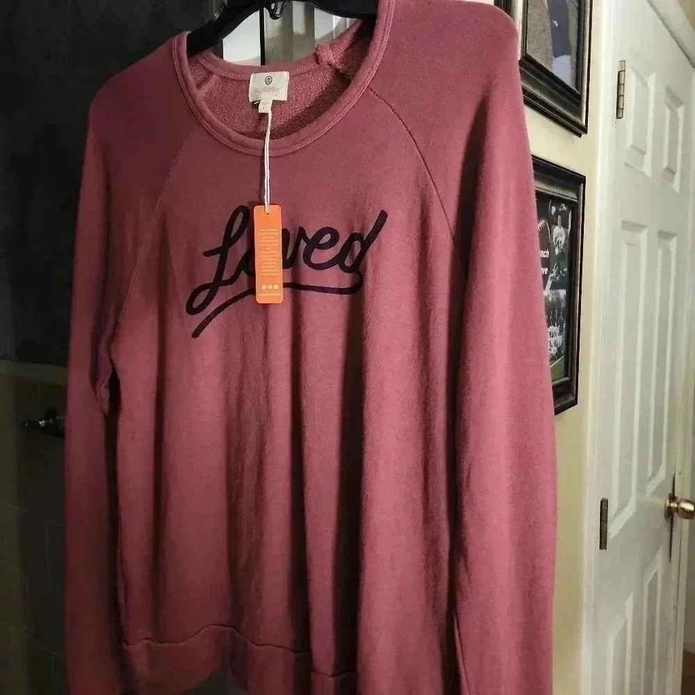 SUNDRY SWEATSHIRT